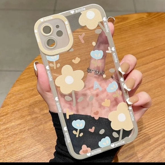 Brand new Apple IPhone 14 Pro Max Flower🌻🌻 Silicone Phone case - Picture 4 of 6